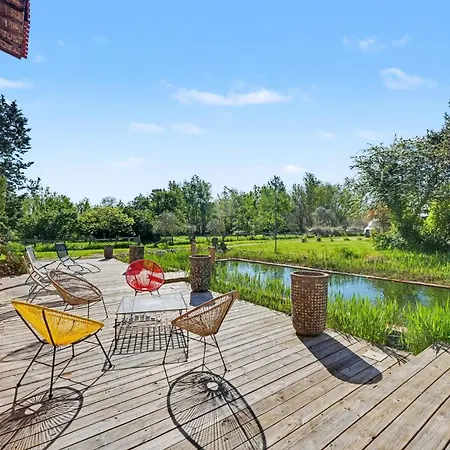 Chateau Fourclins Domaine Privatif 4 Personnes Parc Et Bassin Naturel Proche De Toulouse Willa Merville (Haute-Garonne)
